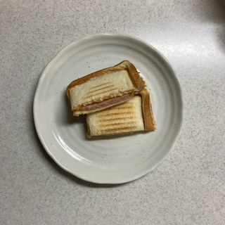 朝食に★卵焼きのホットサンド